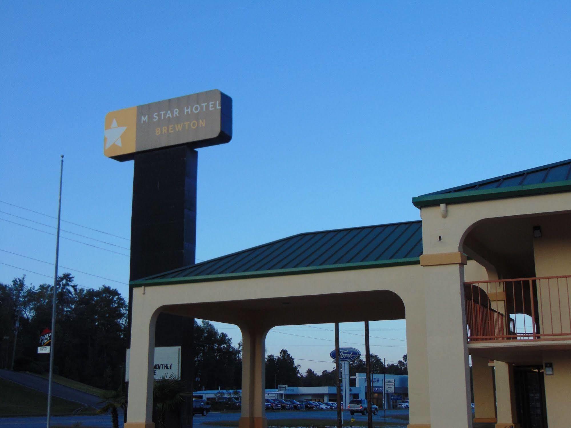 Days Inn & Suites By Wyndham Brewton Exterior foto